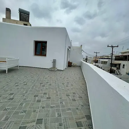 Spiretas 2 شقة Naxos City