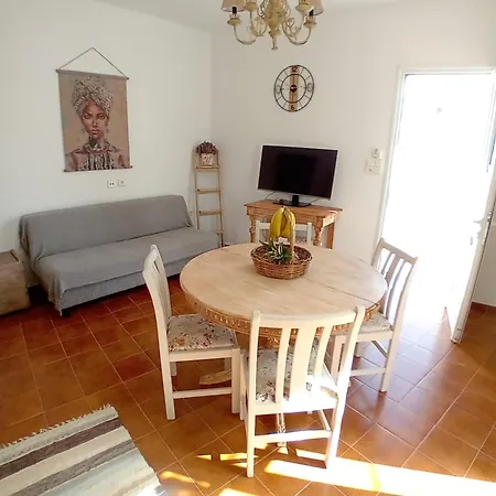 Spiretas 2 Apartman Naxos City